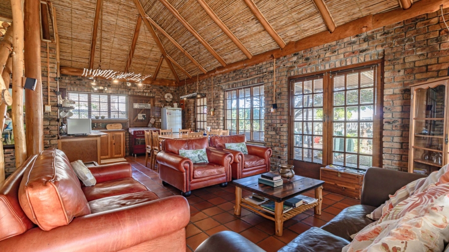 2 Bedroom Property for Sale in De Kelders Western Cape